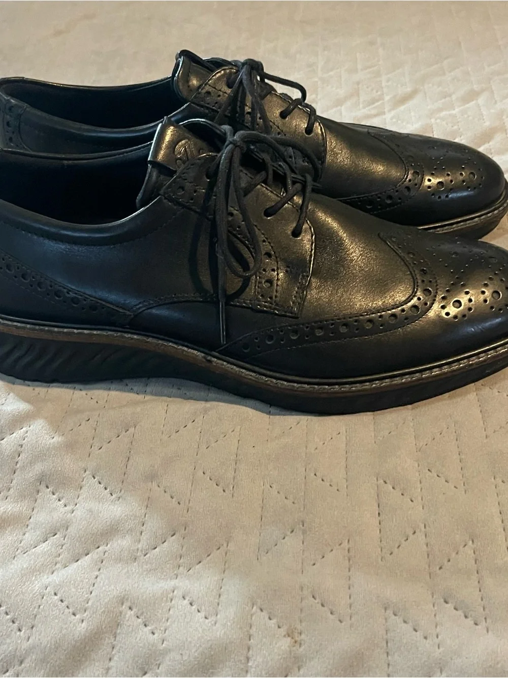 Ecco ST.1 hybrid wingtip shoes mens 8 pre-owned condition